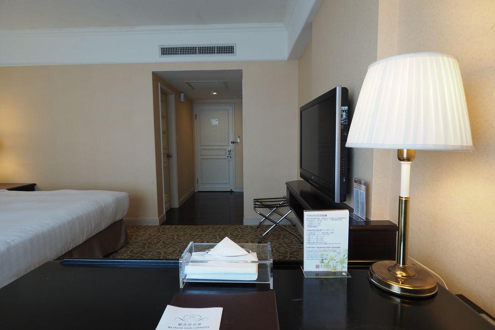 Hotel Kingdom Kaohsiung Extérieur photo