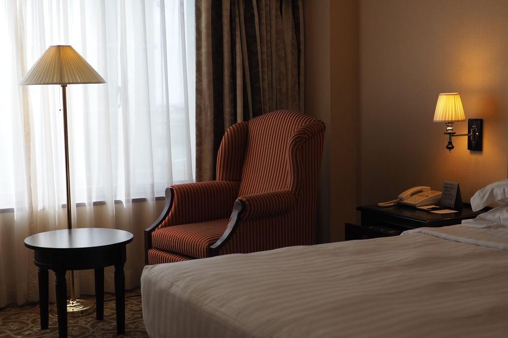 Hotel Kingdom Kaohsiung Extérieur photo