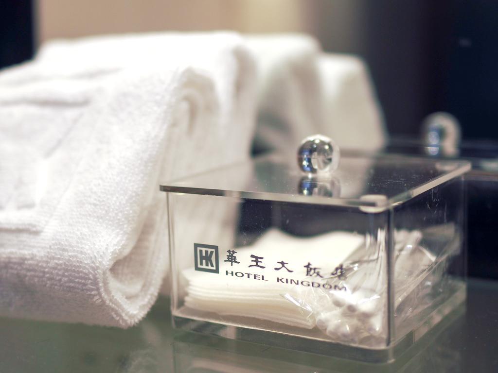 Hotel Kingdom Kaohsiung Extérieur photo