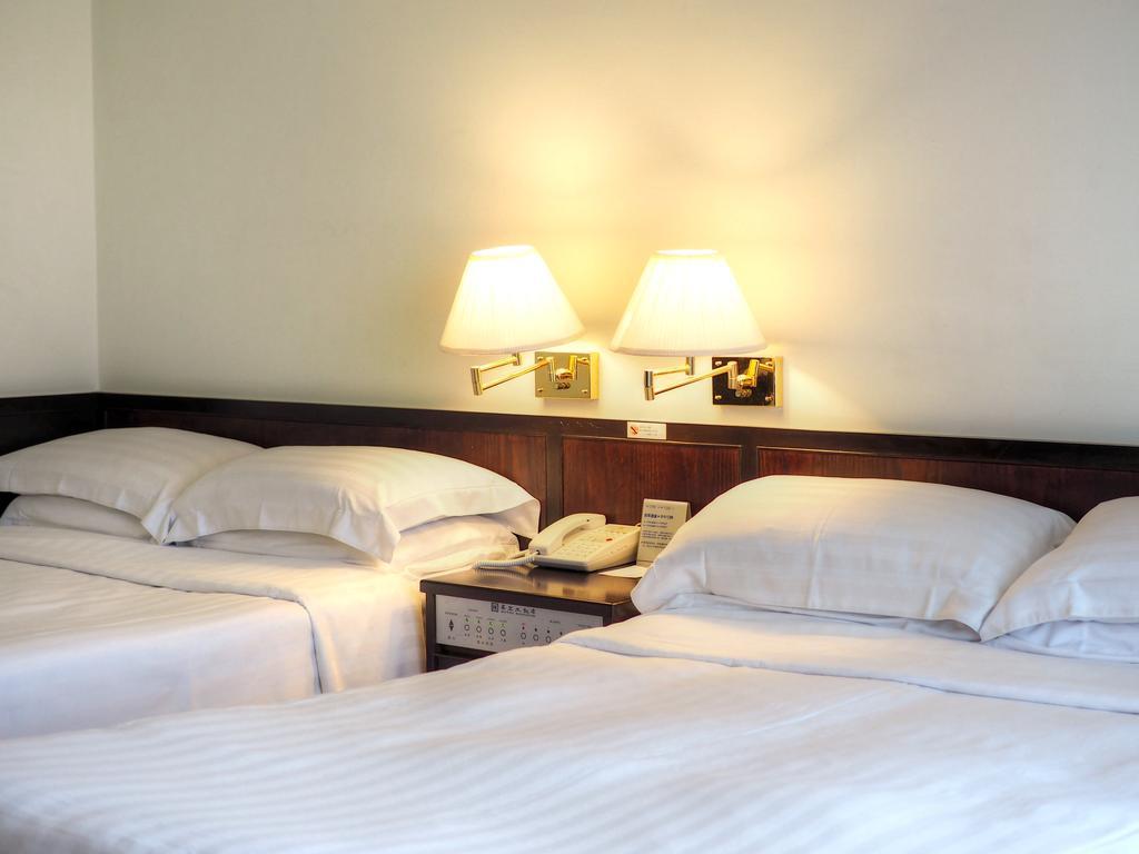 Hotel Kingdom Kaohsiung Extérieur photo