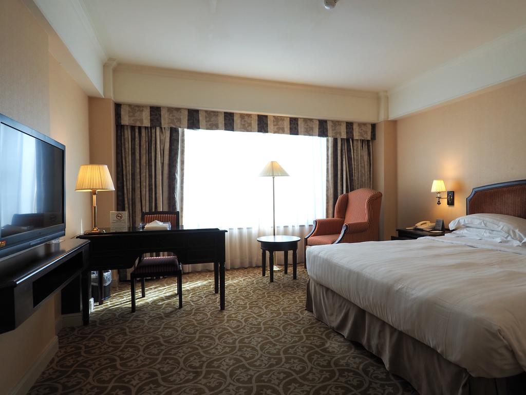 Hotel Kingdom Kaohsiung Extérieur photo