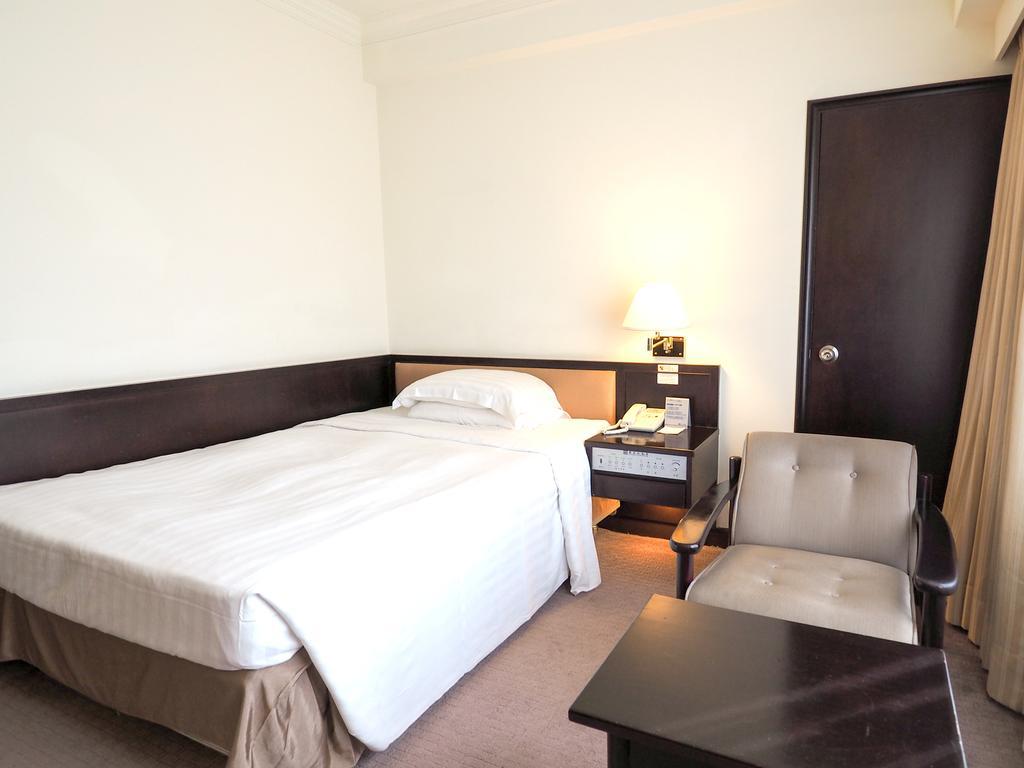 Hotel Kingdom Kaohsiung Extérieur photo