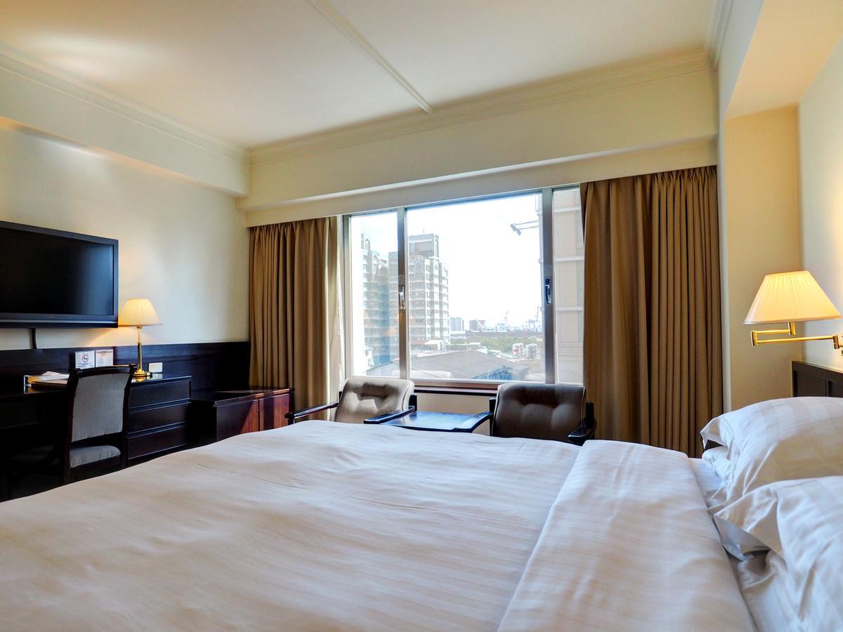 Hotel Kingdom Kaohsiung Extérieur photo