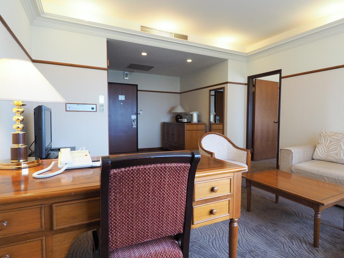 Hotel Kingdom Kaohsiung Extérieur photo