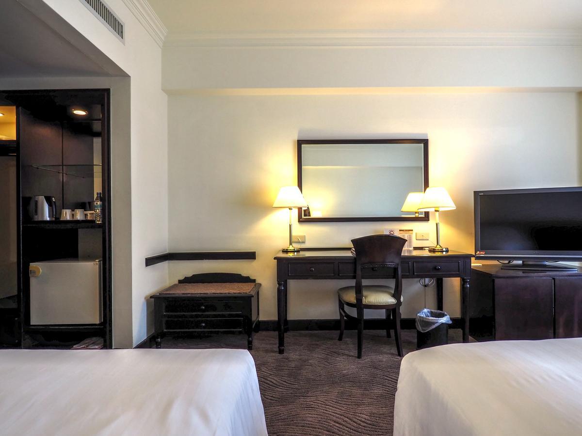 Hotel Kingdom Kaohsiung Extérieur photo